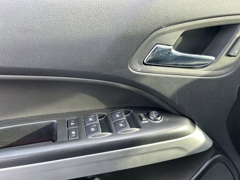 Used 2022 Chevrolet Colorado LT w/ Safety Package image 21