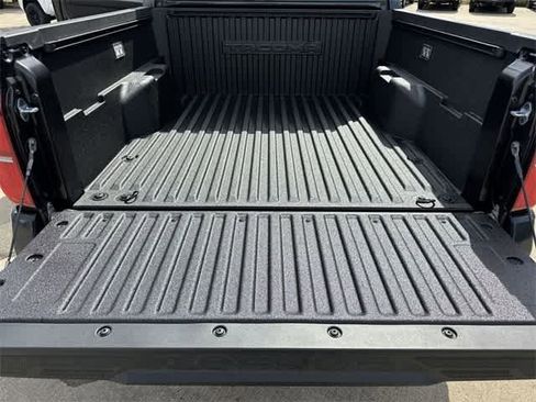 Used 2025 Toyota Tacoma SR5 image 15