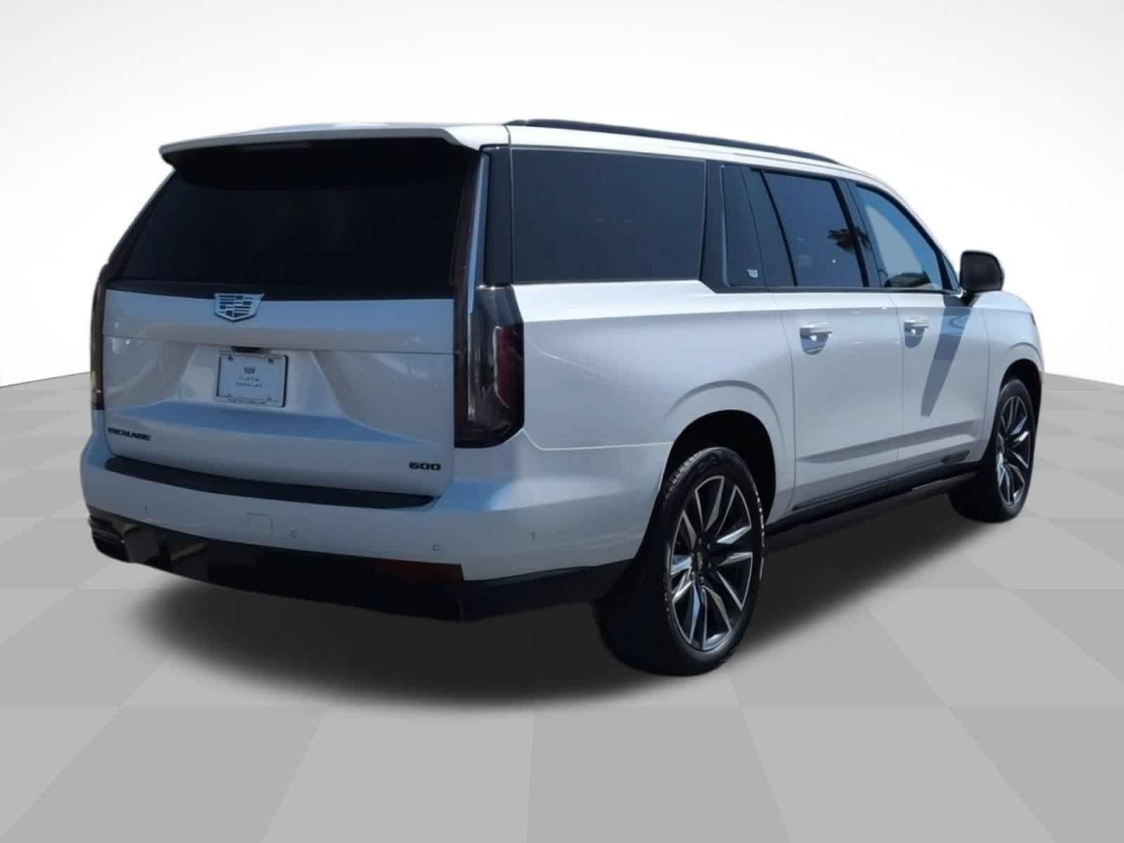 Used 2021 Cadillac Escalade ESV Sport Platinum AWD/4WD image 5