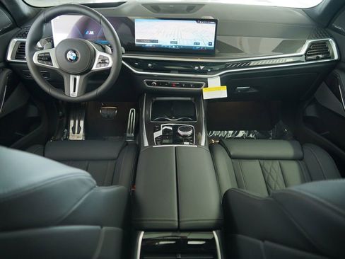 New 2027 BMW X7 M60i w/ Climate Comfort Package AWD/4WD image 13