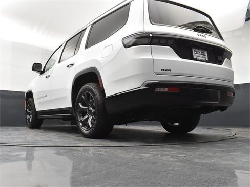 New 2026 Jeep Grand Wagoneer Limited image 22