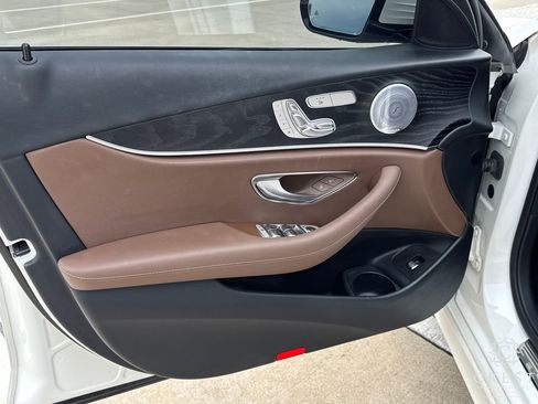 Used 2021 Mercedes-Benz E 350 Sedan image 9