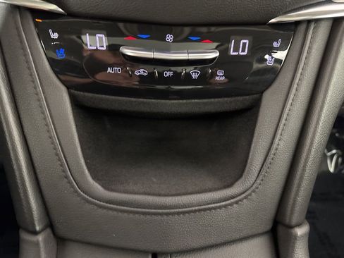 Used 2017 Cadillac XT5 Premium Luxury AWD/4WD image 30