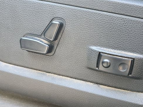 Used 2020 RAM 3500 Lone Star w/ Night Edition image 13