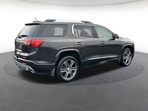 Used 2019 GMC Acadia Denali w/ Technology Package image 5