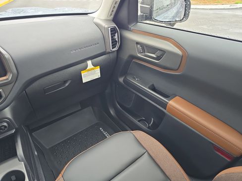 New 2025 Ford Bronco Sport Outer Banks w/ Outer Banks Tech Package+ image 11