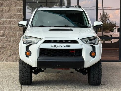 Used 2018 Toyota 4Runner TRD Off-Road Premium image 18