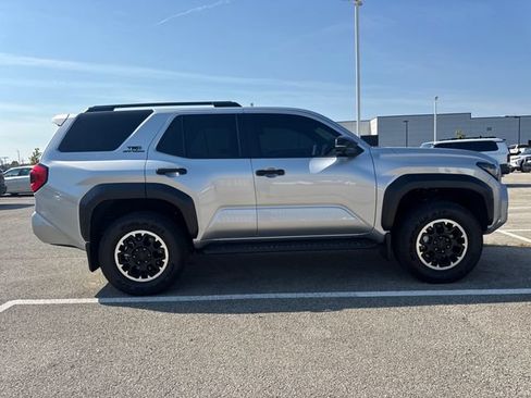 Used 2025 Toyota 4Runner TRD Off-Road Premium w/ Tow Technology Package AWD/4WD image 3