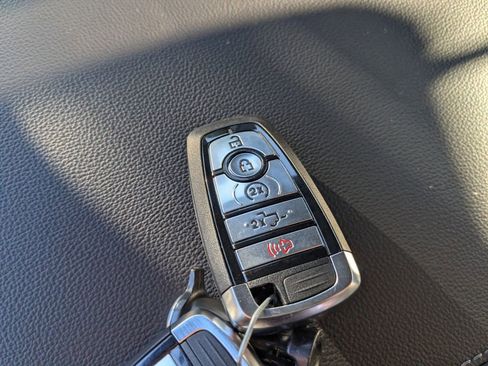 New 2025 Ford F250 Lariat w/ Lariat Ultimate Package image 37