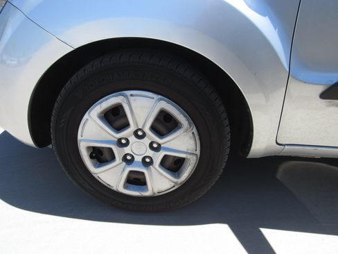 Used 2012 Kia Soul FWD image 5