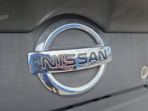 Used 2018 Nissan Frontier SV RWD image 36