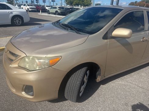 Used 2013 Toyota Corolla L image 6