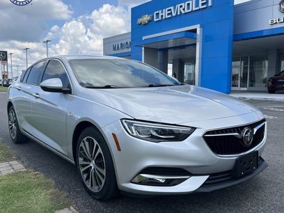 Used 2018 Buick Regal Essence w/ Driver Confidence Package #1