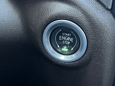 Used 2020 GMC Sierra 3500 Denali w/ Denali Ultimate Package image 19