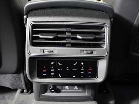 New 2025 Audi Q7 3.0T Premium Plus image 26