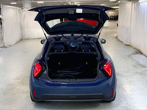 Used 2025 MINI Cooper S FWD image 33