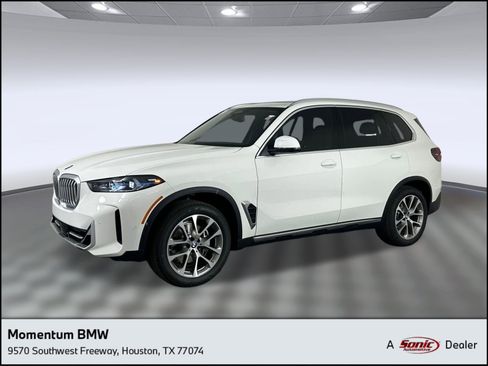 New 2026 BMW X5 sDrive40i w/ Premium Package image 1