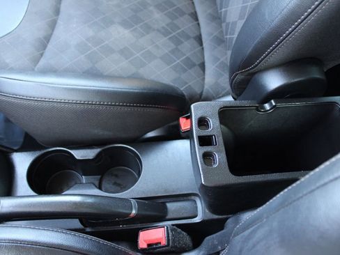 Used 2018 FIAT 500L Pop w/ Popular Equipment Group image 35