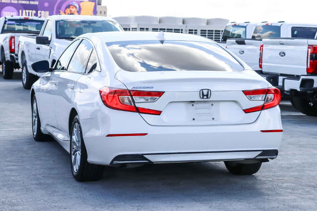Used 2018 Honda Accord LX image 6