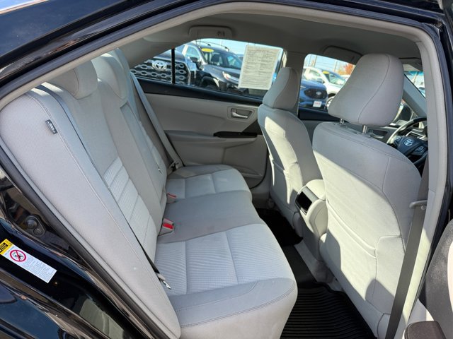 Used 2017 Toyota Camry LE FWD image 26