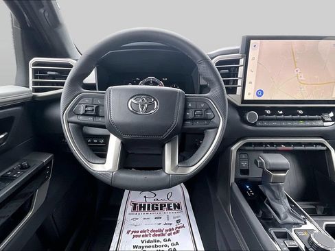 Used 2026 Toyota Tundra Limited AWD/4WD image 5