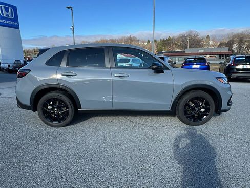 Certified 2024 Honda HR-V Sport image 3
