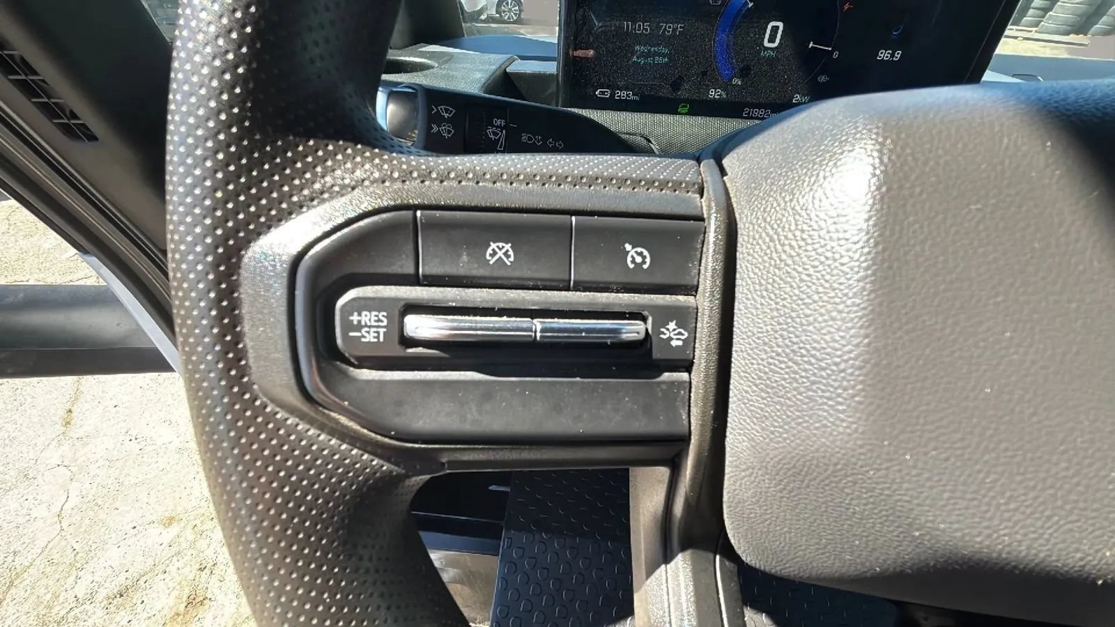 Used 2024 Chevrolet Brightdrop 600 w/ Battery Pack, Max Range AWD/4WD image 25
