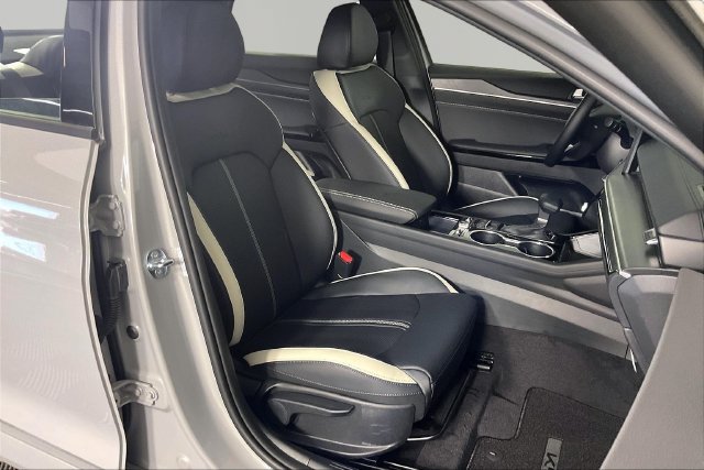 New 2026 Kia K5 GT-Line image 12