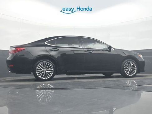 Used 2013 Lexus ES 350 w/ Luxury Pkg FWD image 34