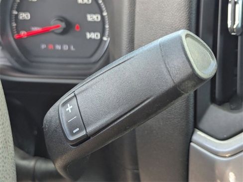 Used 2022 Chevrolet Silverado 1500 Custom image 16