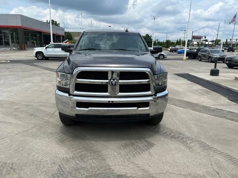 Used 2016 RAM 2500 SLT w/ Luxury Group AWD/4WD image 4