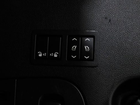 Used 2015 Cadillac Escalade Luxury image 83