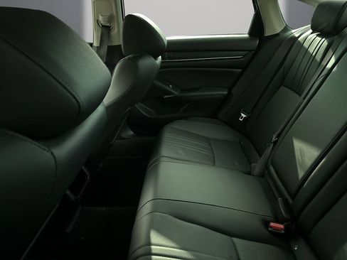 Used 2021 Honda Accord Sport Special Edition image 5