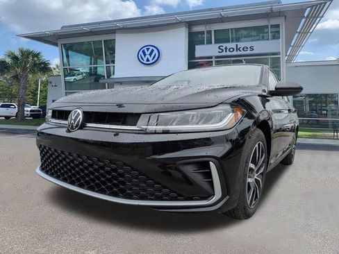 New 2026 Volkswagen Jetta SE FWD image 8