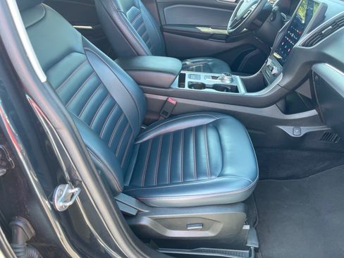 Used 2022 Ford Edge SEL w/ Sport Appearance Package AWD/4WD image 19