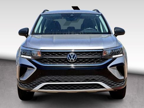 Certified 2024 Volkswagen Taos S image 3