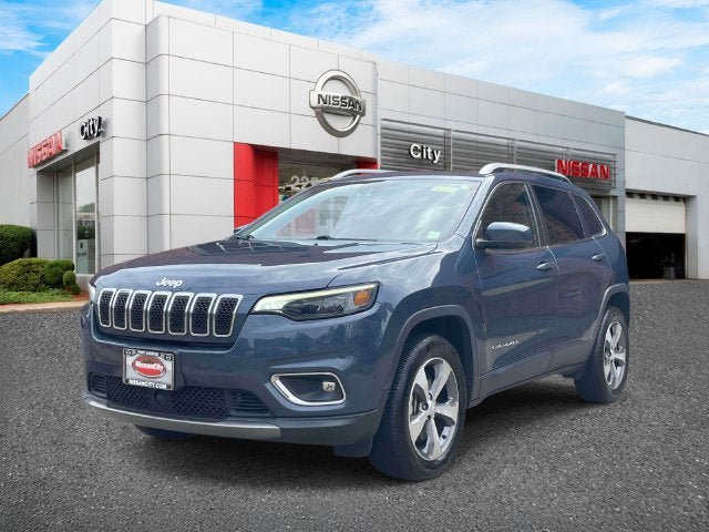 Used 2021 Jeep Cherokee Limited w/ Trailer Tow Group AWD/4WD image 4
