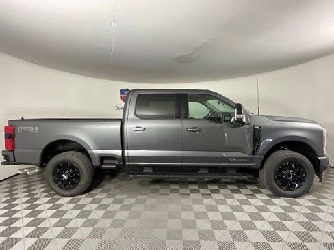New 2026 Ford F250 Lariat w/ Black Appearance Package image 2