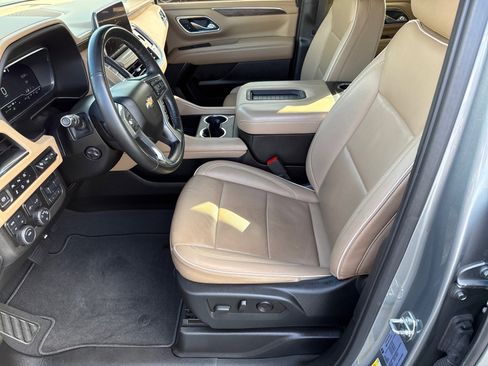 Used 2023 Chevrolet Tahoe Premier w/ Premium Package image 10