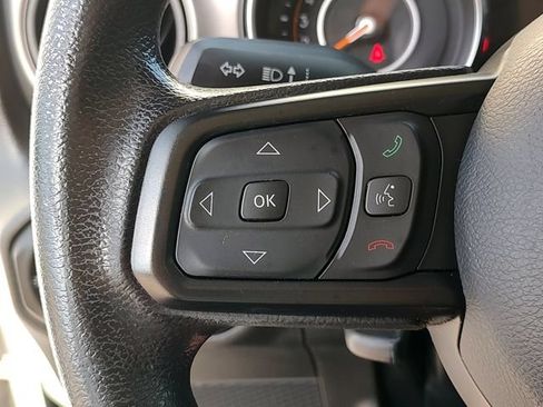 Used 2022 Jeep Wrangler Unlimited Sport AWD/4WD image 21