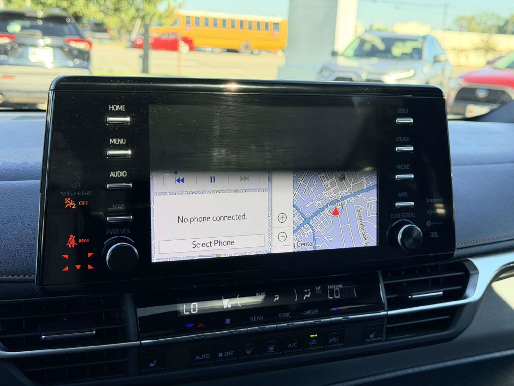 Certified 2023 Toyota Sienna XSE w/ XSE Plus Package AWD/4WD image 3