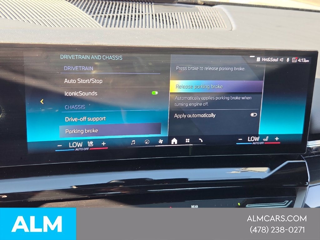 Used 2026 BMW 530i xDrive AWD/4WD image 28