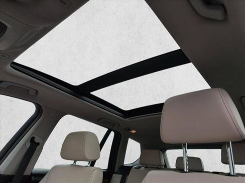 Used 2012 BMW X3 xDrive28i image 16