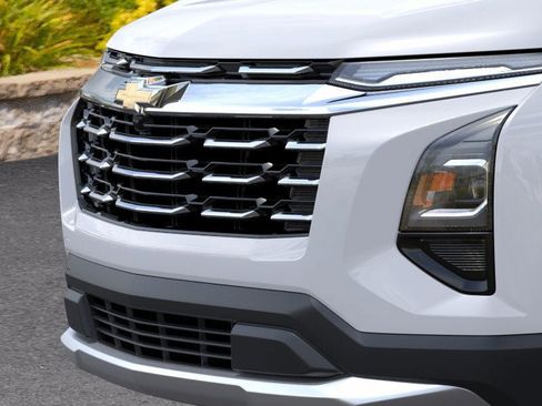 New 2026 Chevrolet Equinox LT w/ Convenience Package II image 13