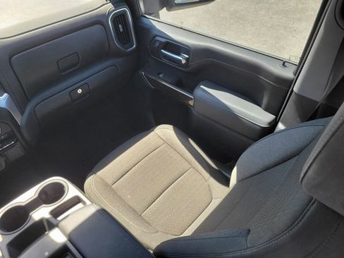Used 2020 GMC Sierra 3500 SLE w/ SLE Value Package image 12