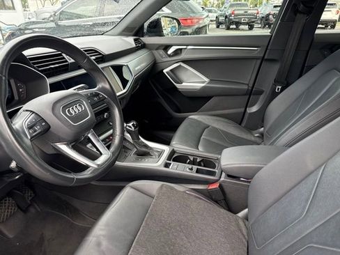 Used 2022 Audi Q3 2.0T Premium Plus w/ Premium Plus Package AWD/4WD image 10
