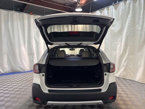 Certified 2025 Subaru Outback Limited image 37