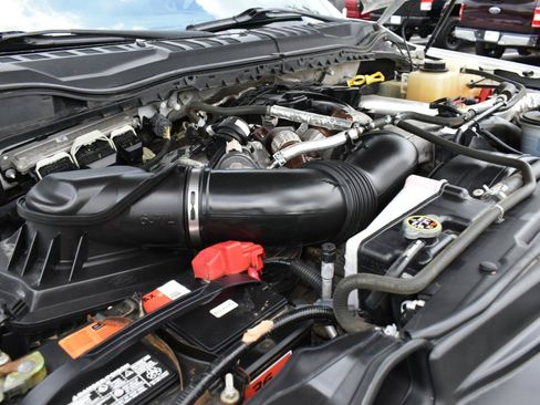 Used 2017 Ford F250 XLT AWD/4WD image 51