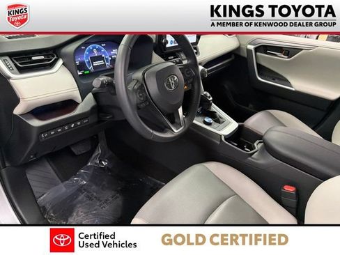 Certified 2025 Toyota RAV4 Limited w/ Advanced Technology Package AWD/4WD image 20