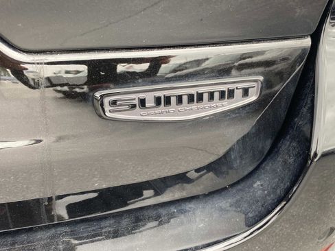 Certified 2025 Jeep Grand Cherokee Summit image 6